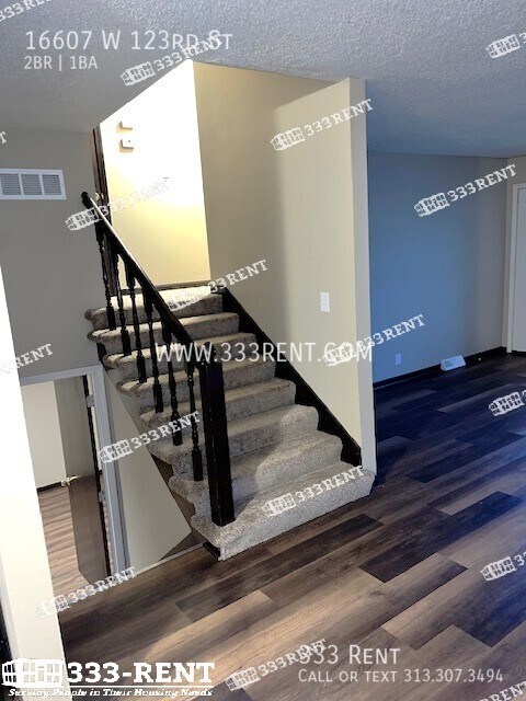 Photo - 16607 W 123rd St