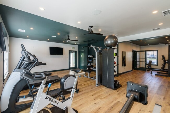 Photo - Hawthorne at the Hollow