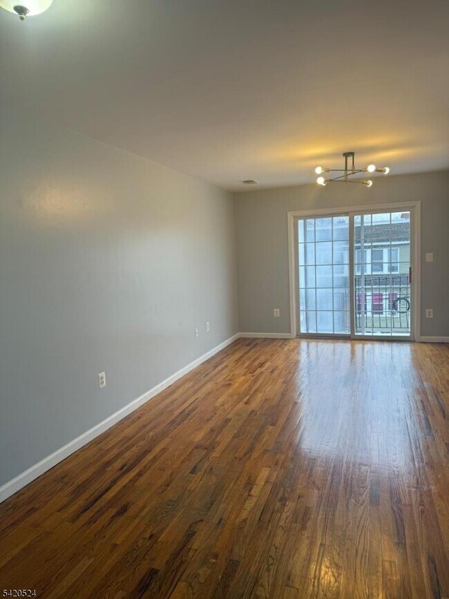 Photo - 537 S 18th St