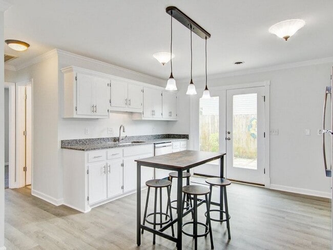 Photo - 114 Wilton St