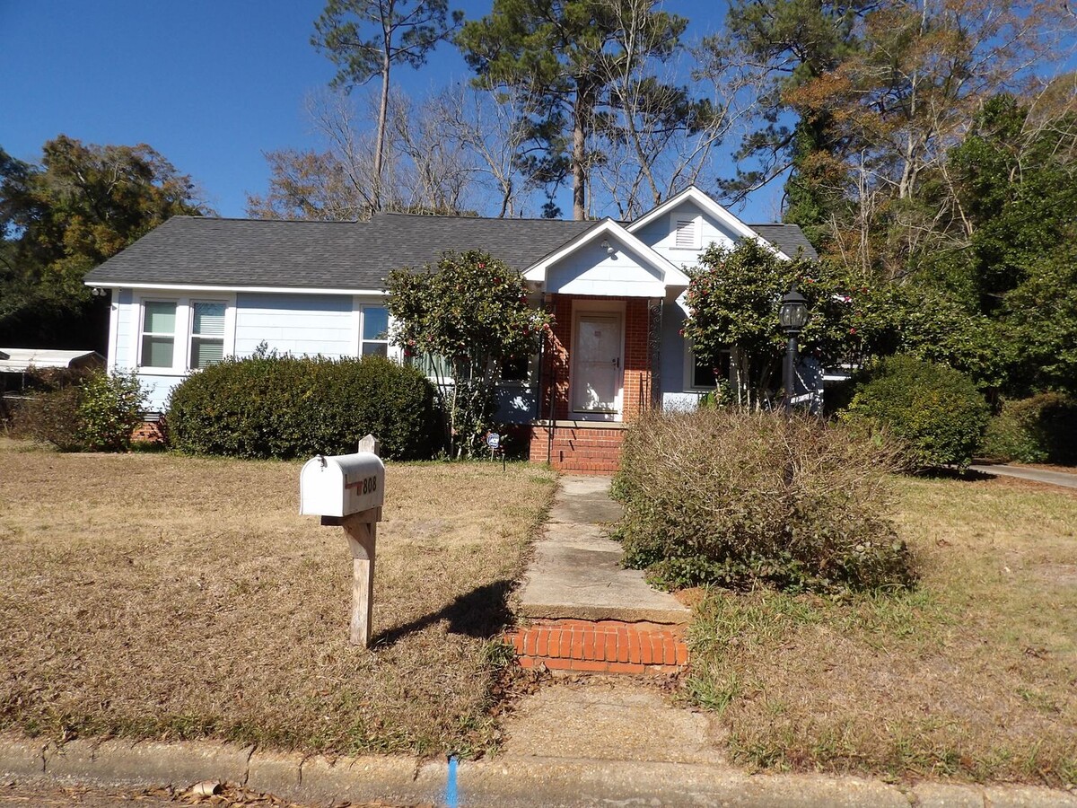 Crawford Avenue, Enterprise, AL - Crawford Avenue, Enterprise, AL House