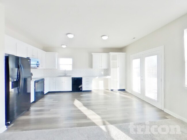 Photo - 5367 Shamus Dr