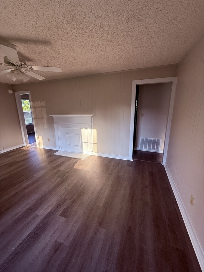 Photo - 724 McArthur Blvd