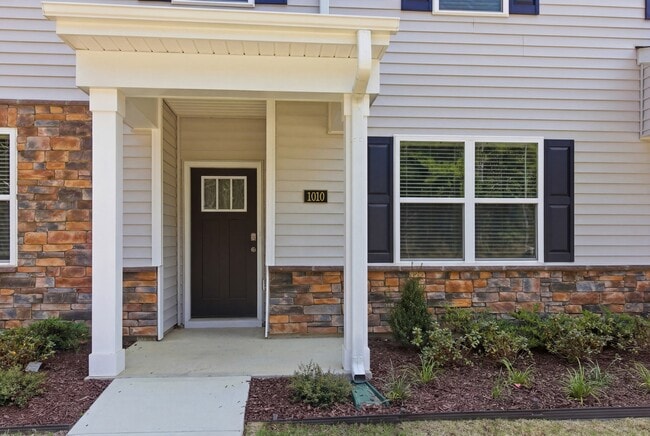 Building Photo - 1010 Bayard Wootten Way