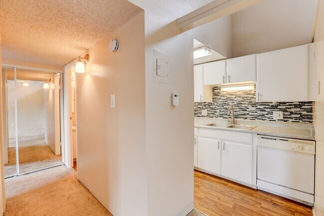 Summit View Village Apartments