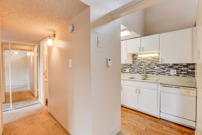 Photo - Summit View Village Apartments