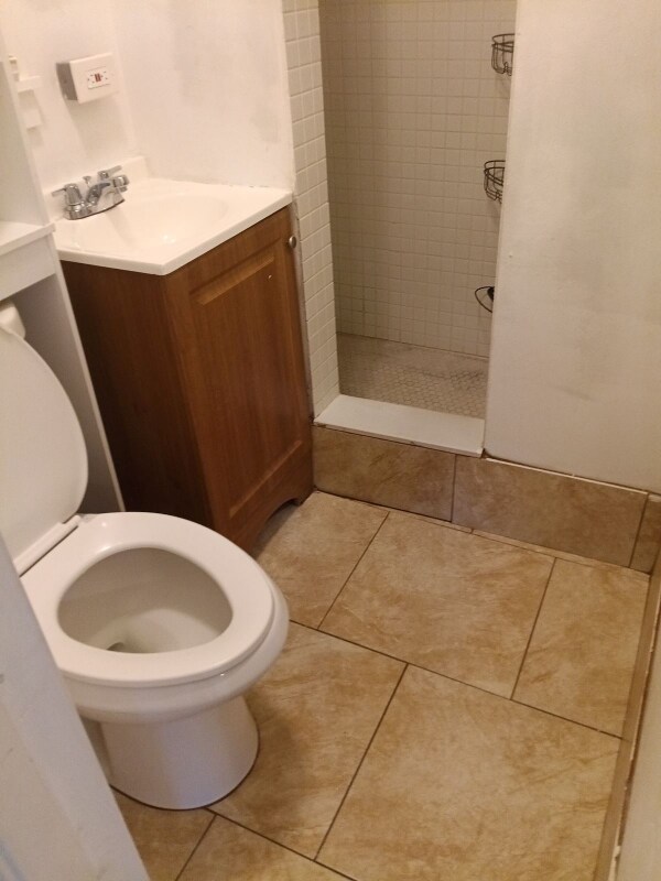 Photo - 200 Center St Unit ADU