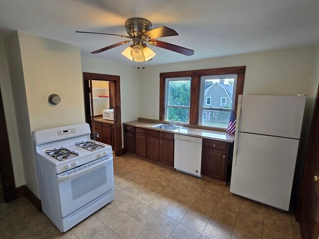 Photo - 58 Caughey St