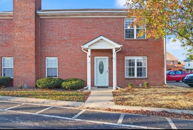 Photo - 3185 Mapleleaf Sq Townhome