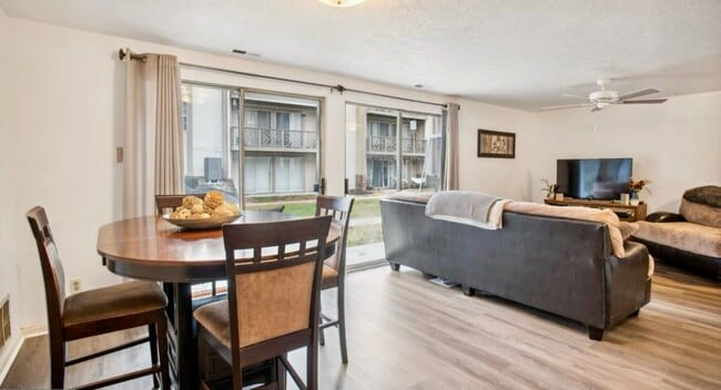 Photo - 76 Sweetfern Ct Unidad 76