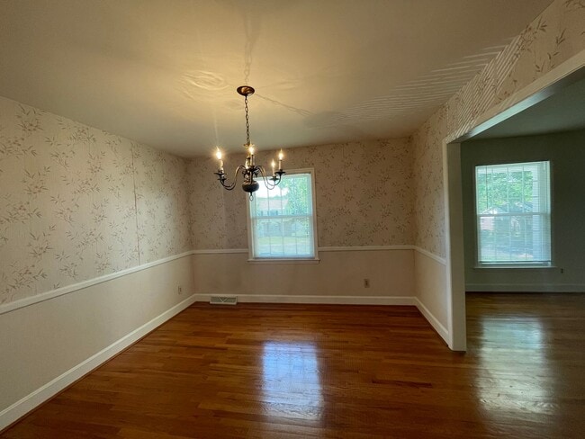 Photo - 7327 Meadowdale Ln