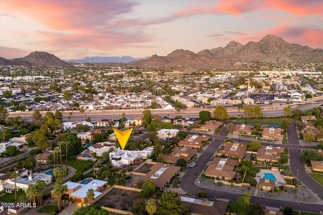 Photo - 1025 E Morten Ave