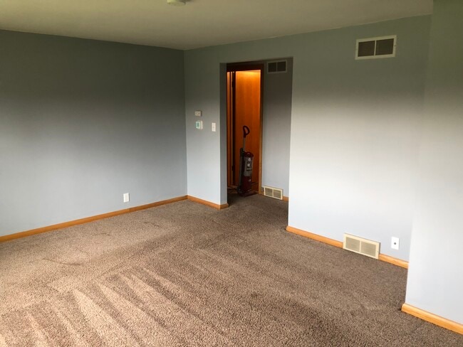 Photo - N136W14329 Bonniwell Rd