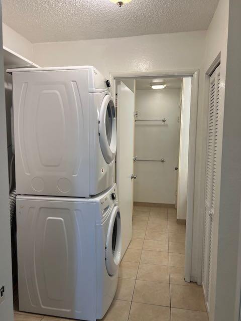 Photo - 2069 California Ave Unidad 16H