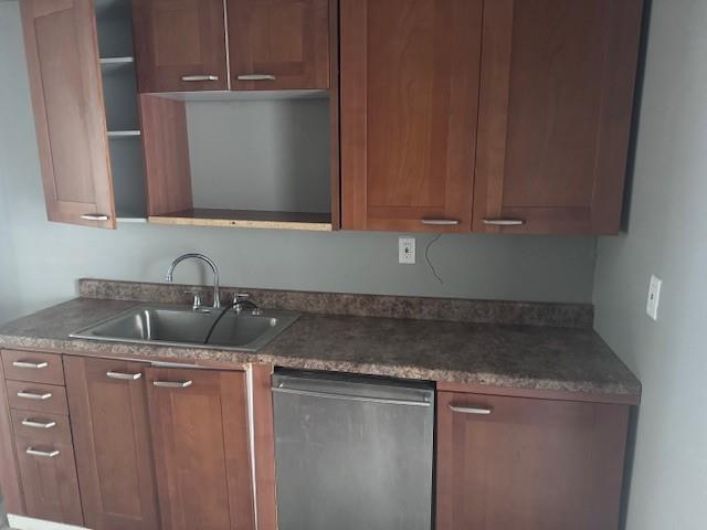 Photo - 506 16th NE