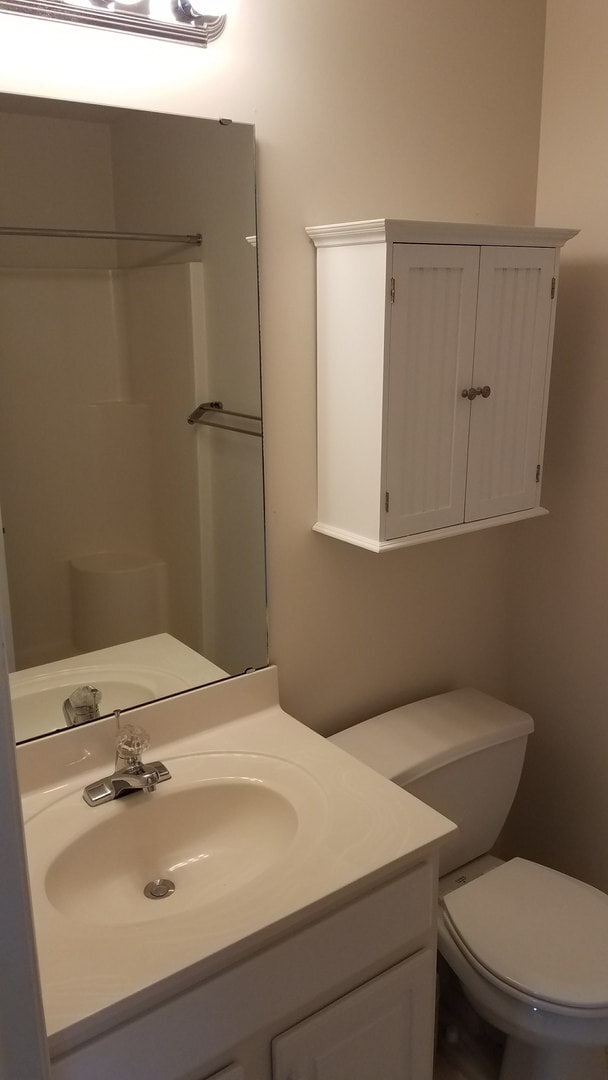 Photo - Nice condo, top floor, convenient to hospitals and shopping