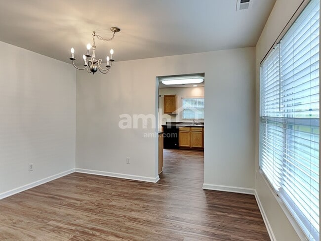 Photo - 735 Big Twig Ln