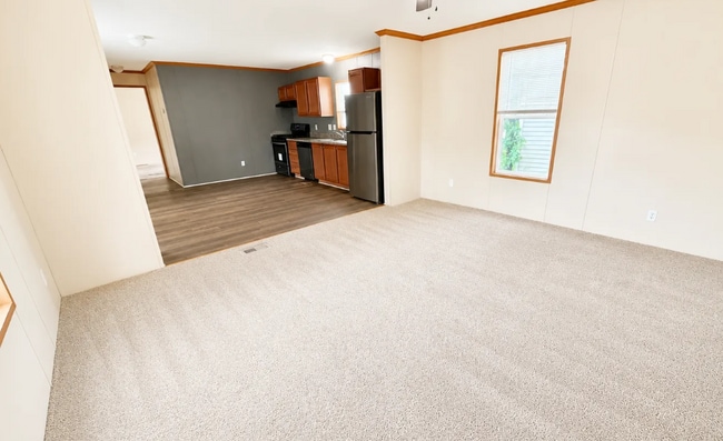 Photo - 25110 Au Lac Dr N