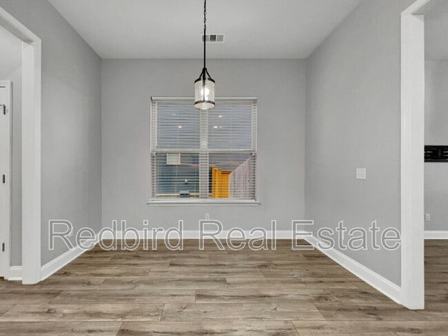 Photo - 1005 Lonergan Cir