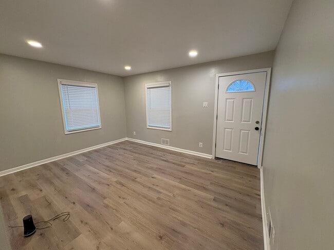 Photo - 19964 Bradford Ave