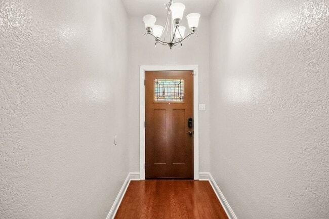 Photo - 1075 Wood Stream Dr