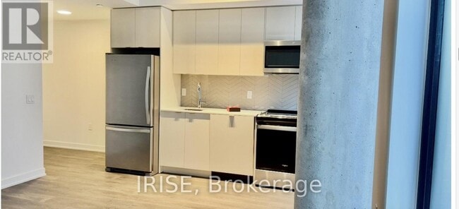 Photo - 1610 Charles St Unité 166