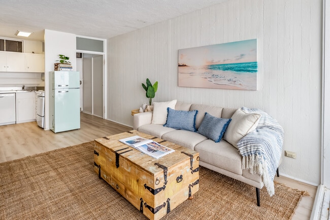 Photo - 2987 Kalakaua Ave