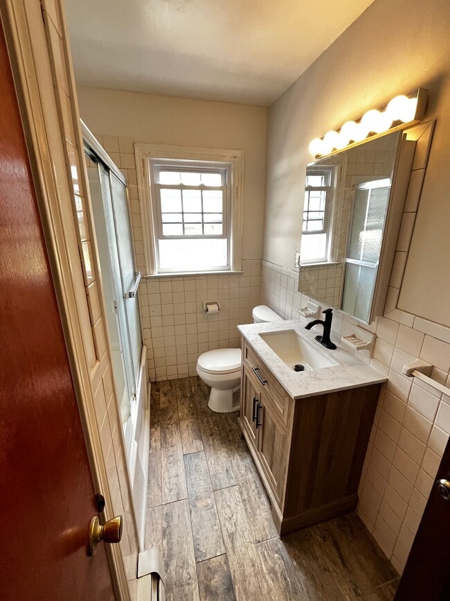 Photo - 108 Ruden St