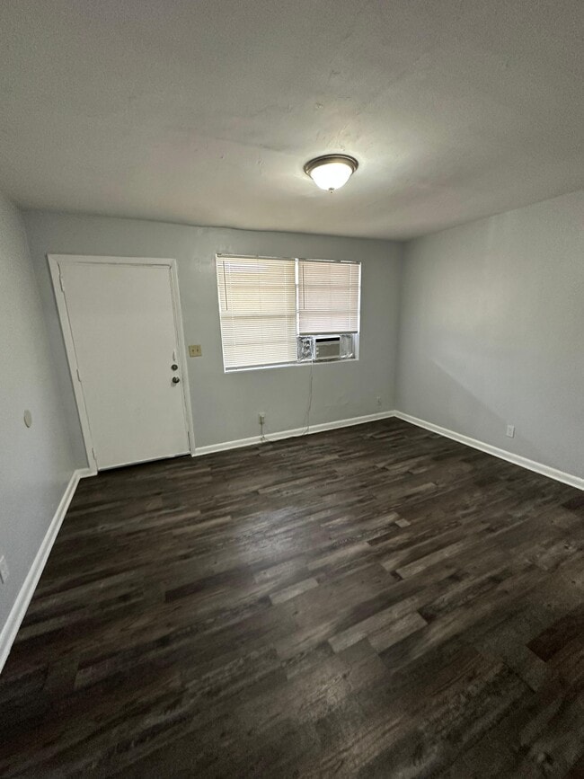 Photo - 2002 Palafox St