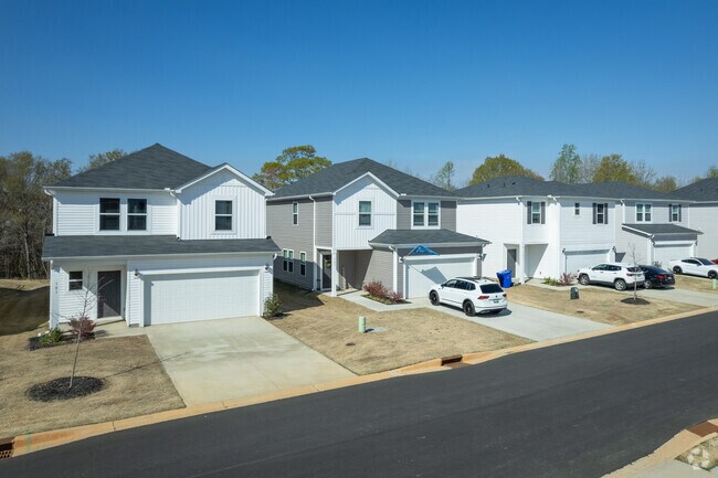 Brookmont Townes - Brookmont Townes Townhomes