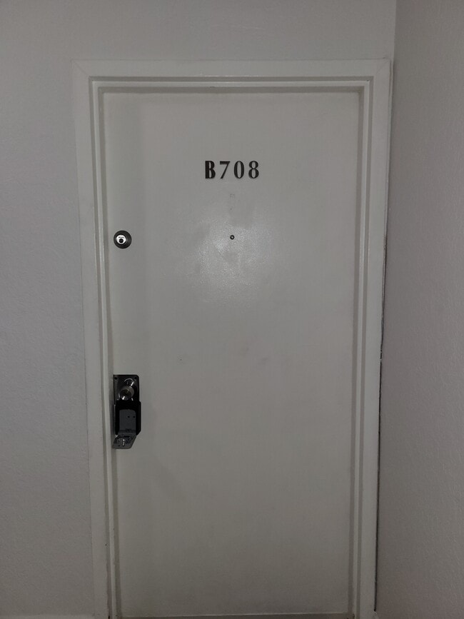 Photo - 9143 SW 77th Ave Unit B708