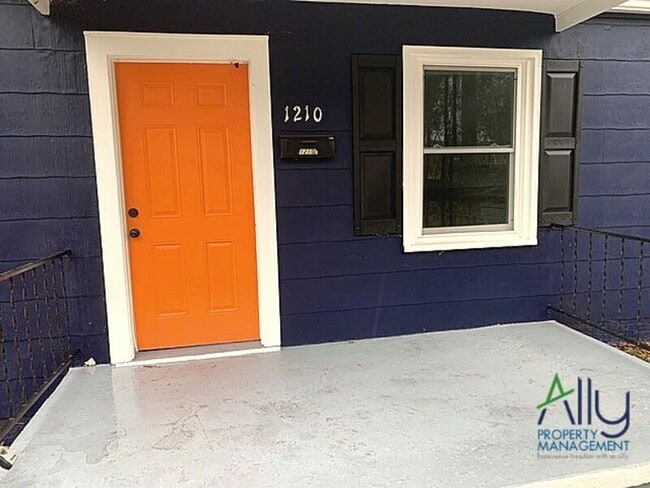 Photo - 1210 Cherry Ave Unit A