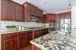 Photo - 1060 Governors Ln