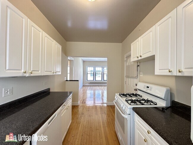 Photo - 1137 Oak Ave Unit 36647