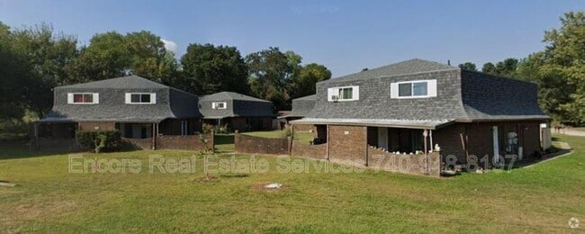 Building Photo - 1111 Hollander St Rental