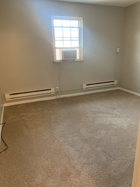 LIVING ROOM - 1164 Broadway St Unit 14