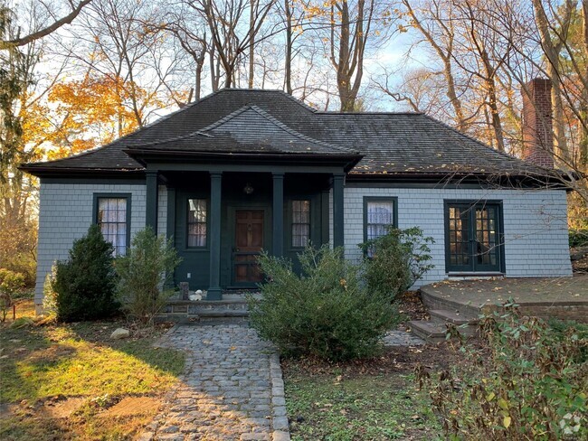 Building Photo - 507 Centre Island Rd Rental