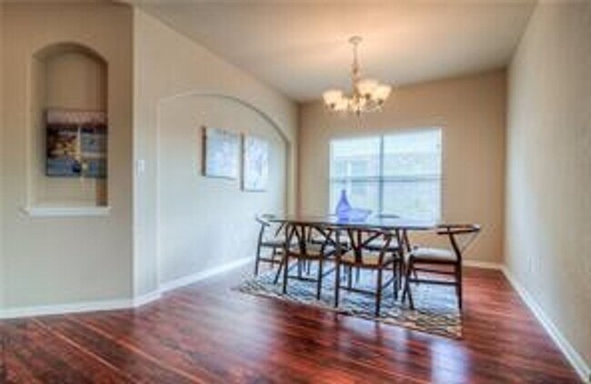 Photo - 3 Bedroom 2 Bathroom Georgetown Village Home