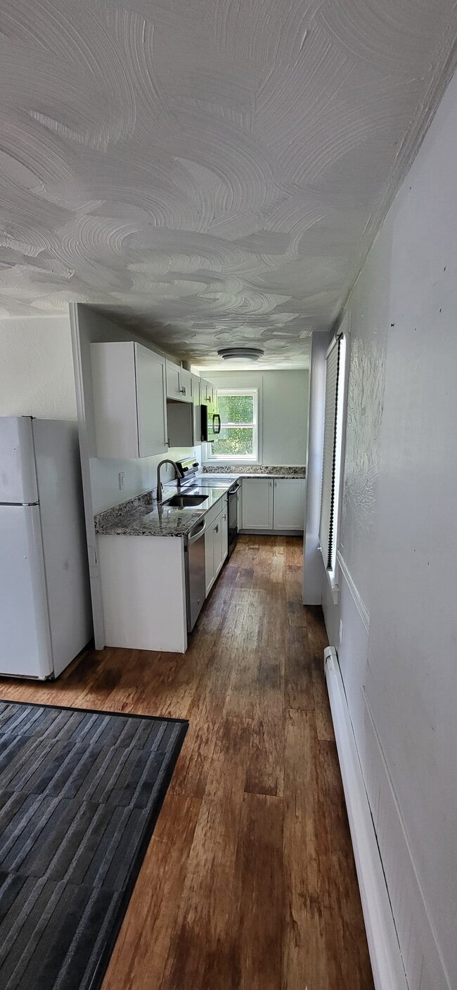 Photo - 117 Spring St Unit 3