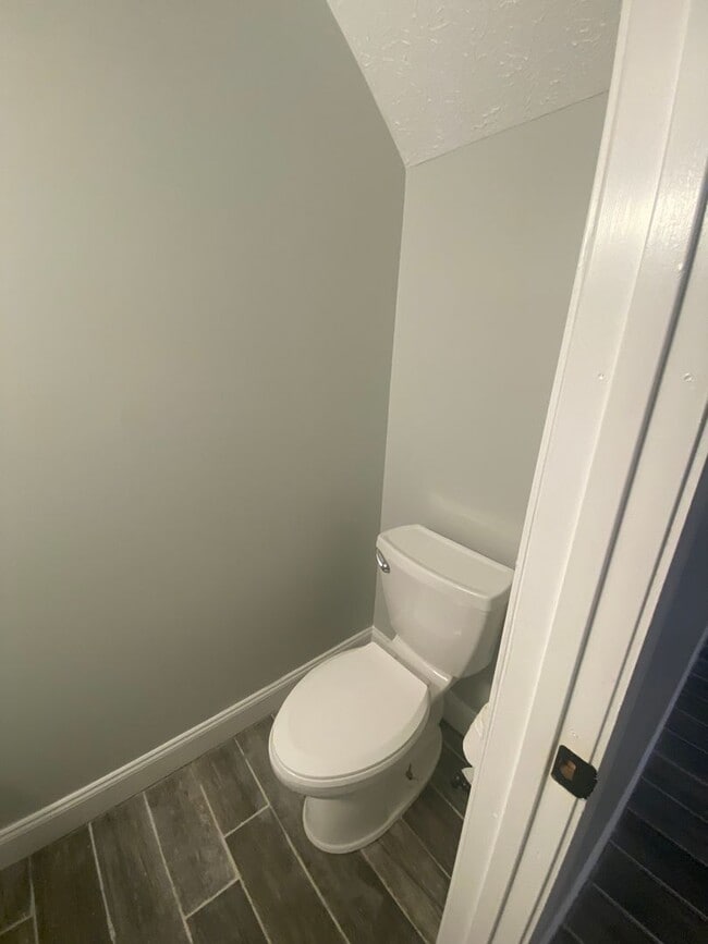 Photo - Summerhill Lane