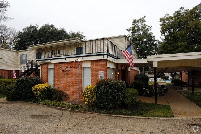 Photo - Canton Road Manor