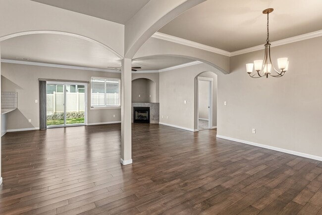 Photo - 500 N 75th Ave