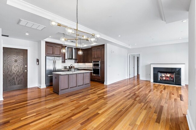Building Photo - 250 Henley Pl Unit 411 Rental