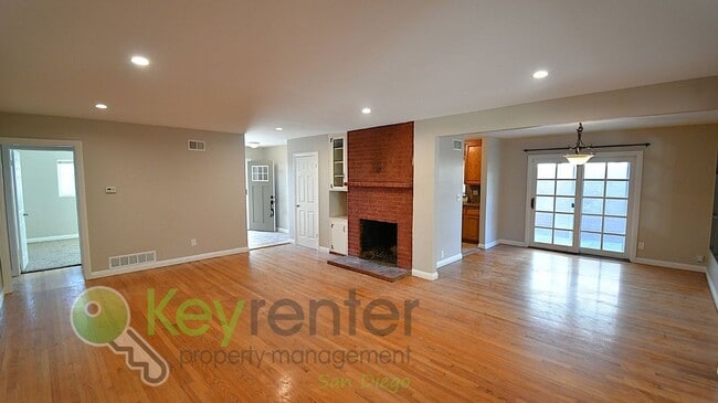 Photo - Spacious 3bd/2ba Chula Vista Home with RV Parking and Large Family Room