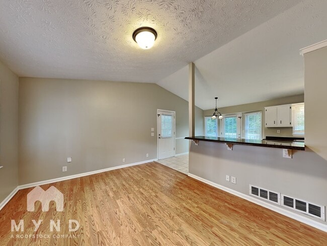 Photo - 2475 Suncrest Ct