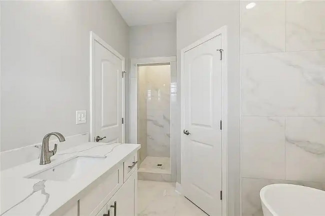 Photo - 9311 Belfast St Unit Suite D