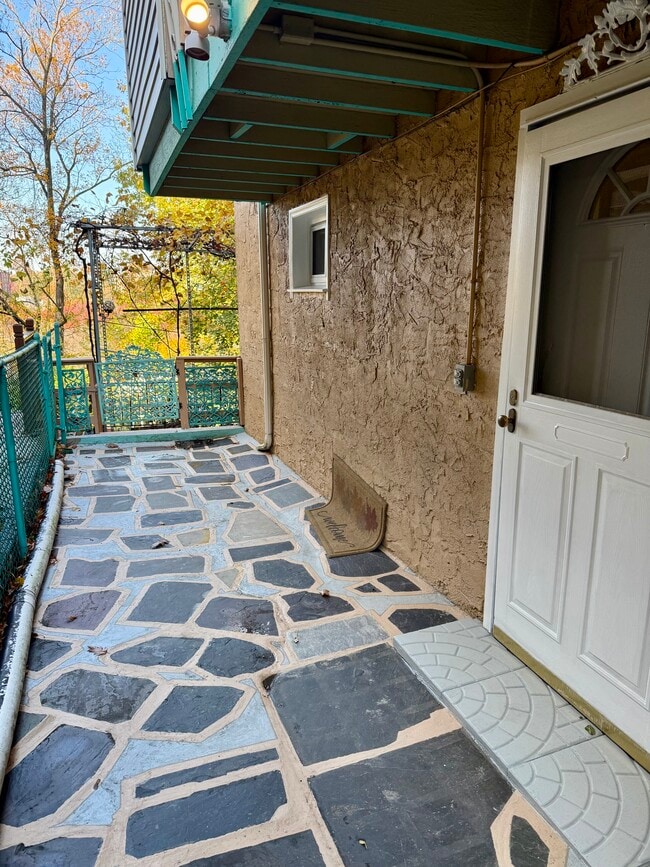 Photo - 63 Hancock Ave Unidad Ground