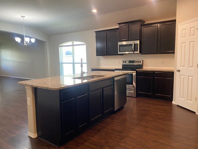Photo - 3 BEDROOM ACADEMY ISD