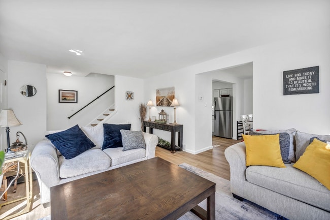 Photo - 113 Madison Ave