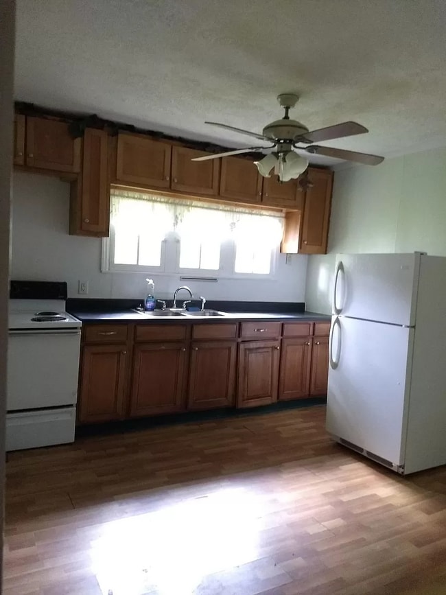 Photo - 113 Moberly Ave